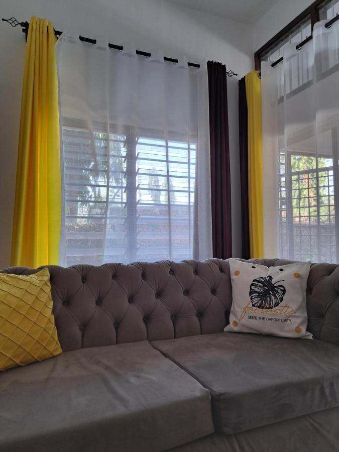 Halisi Stays 1Bed Near Sgr/Airport مومباسا المظهر الخارجي الصورة
